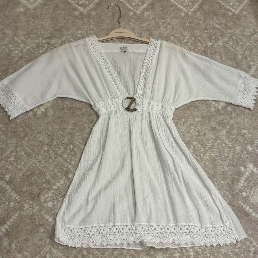 Surf style women’s small White Lace Trim Dress. NWOT. 100% cotton size